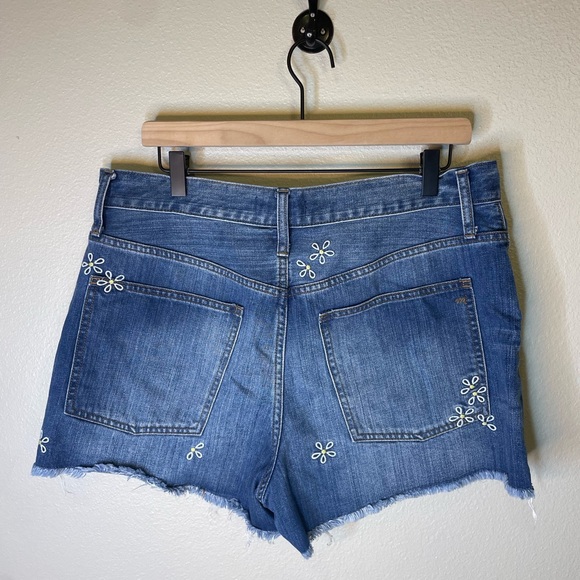 Madewell Denim Shorts with Embroidered Flowers Size 32 - Picture 5 of 5
